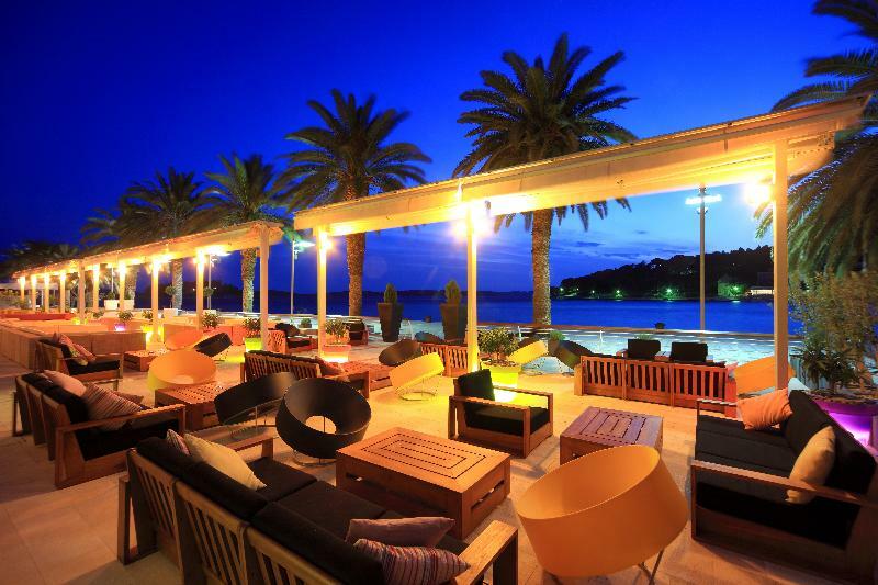 Hotel Riva Marina Hvar 4*